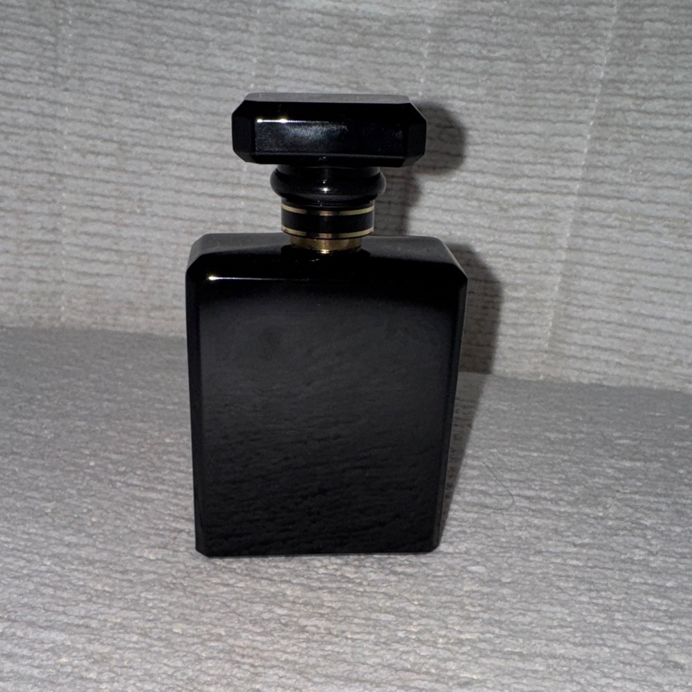 Chanel Coco Noir Black Perfume Bottle - Picture 2 of 3